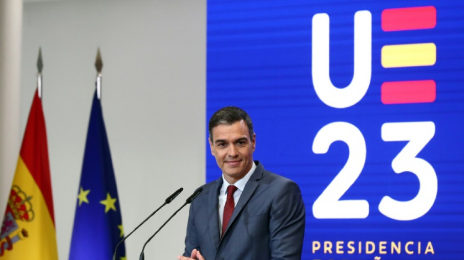 España asume la presidencia de la UE con la cabeza puesta en sus elecciones