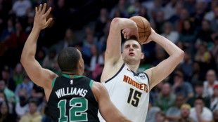 NBA: les Nuggets de Jokic raflent le choc de début d'année face aux Celtics