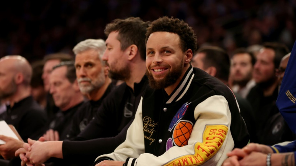 NBA: Curry de retour à l'entraînement après sa blessure à l'épaule