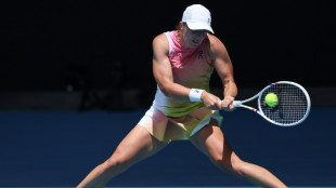 Rampant Swiatek sweeps into Australian Open semi-final with Keys