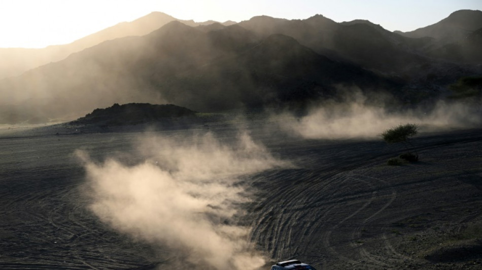 Courir pour une association, le double Dakar de certains pilotes