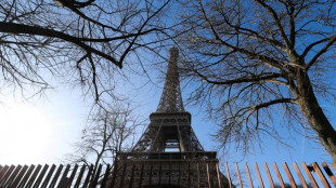 La torre Eiffel cerrada por una huelga del personal