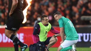 World Rugby defend head-injury test as row rages over Sexton return