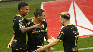 Ligue 1: Monaco reste leader, Nice toujours invaincu