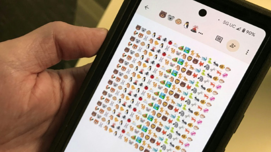 Fungi and flatworms: Scientists want more diverse nature emojis