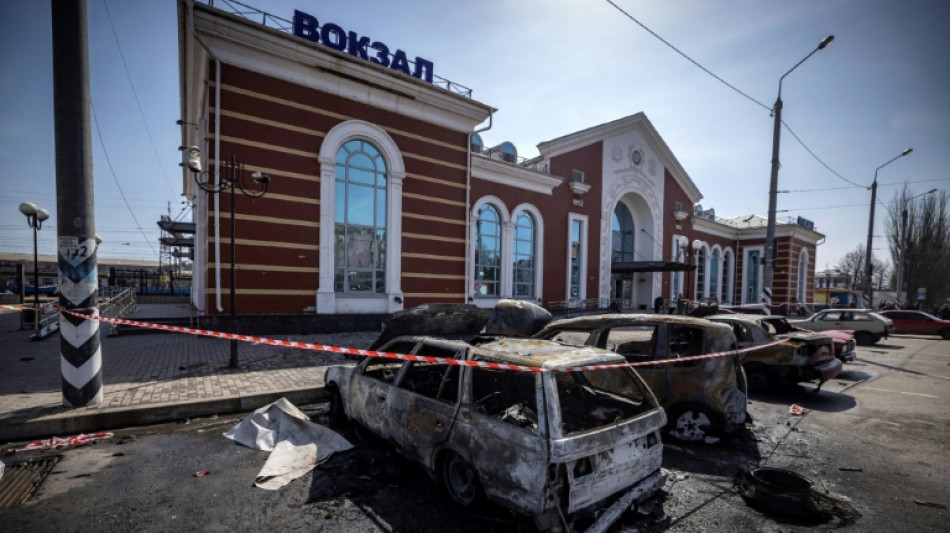 39 killed in train station strike as civilians flee east Ukraine