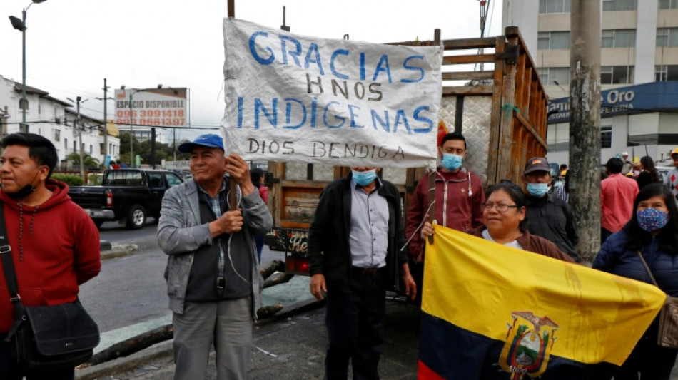 Gobierno e indígenas de Ecuador ponen fin a protestas con baja de combustibles