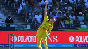 Schutt, Mooney help Australia beat Sri Lanka in Women's T20 World Cup