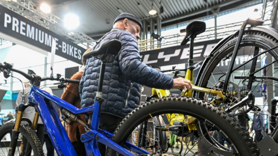 Fahrradbranche setzt 2023 mehr E-Bikes als klassische Fahrräder ab