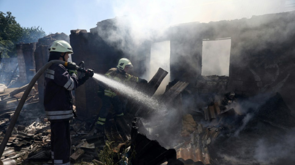 El tren bombardeado era militar, asegura Rusia, pero Ucrania denuncia una masacre de civiles