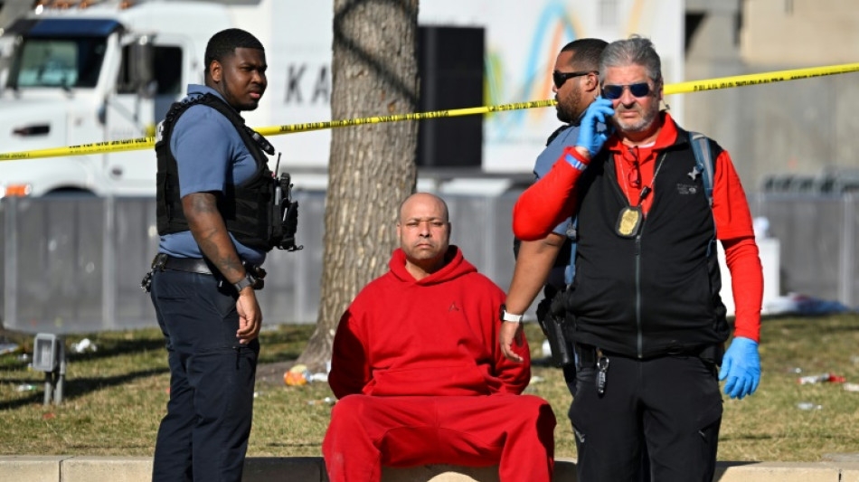 Ataque a tiros deixa um morto e nove feridos nos EUA durante desfile do Super Bowl