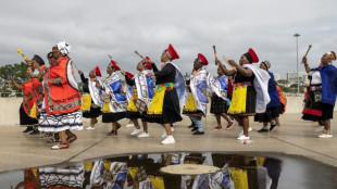 Mega party as S.Africa crowns new Zulu king