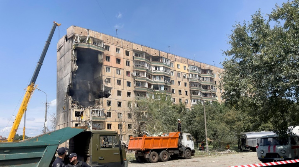 Al menos cuatro muertos e edificio bombardeado en el centro de Ucrania