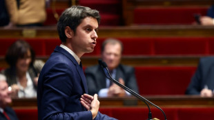 La mentalidad de Francia "está cambiando", asegura el primer ministro, abiertamente gay