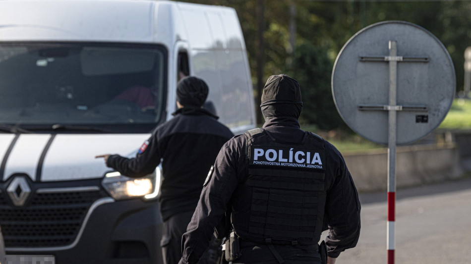 Slovacchia,studente accoltella e uccide 2 persone a scuola