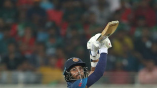 Sri Lanka edge Bangladesh by two wickets to reach Asia Cup Super Four