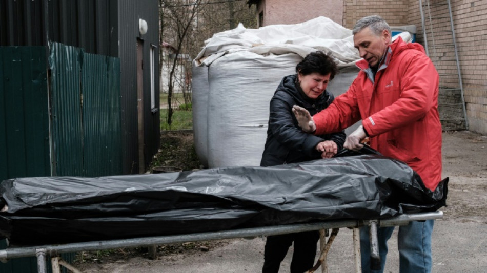 Autopsias de crímenes de guerra en la morgue de Bucha