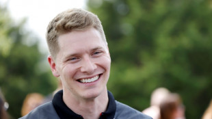 Newgarden charges into second in IndyCar chase with win