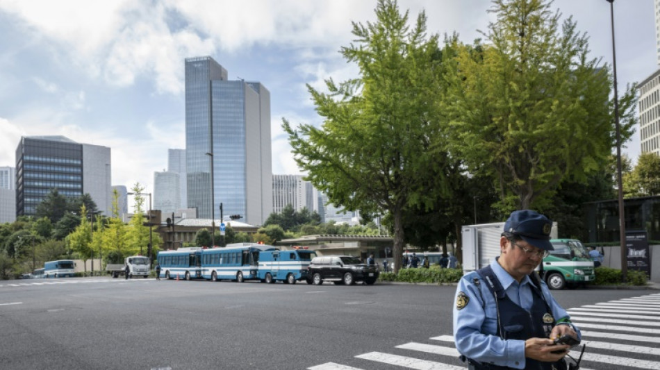 Japon: un homme arrêté à Tokyo après un jet de cocktails molotov sur le siège du parti au pouvoir