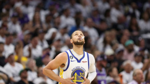 NBA: Curry assomme les Kings et envoie les Warriors en demi-finale à l'Ouest