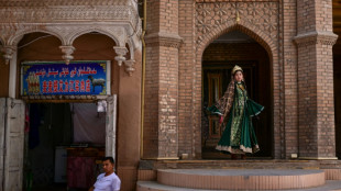 El gobierno chino promueve el turismo en la golpeada región de Xinjiang