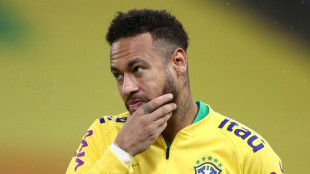 Brésil: une amende contre Neymar pour refus d'arrêter des travaux