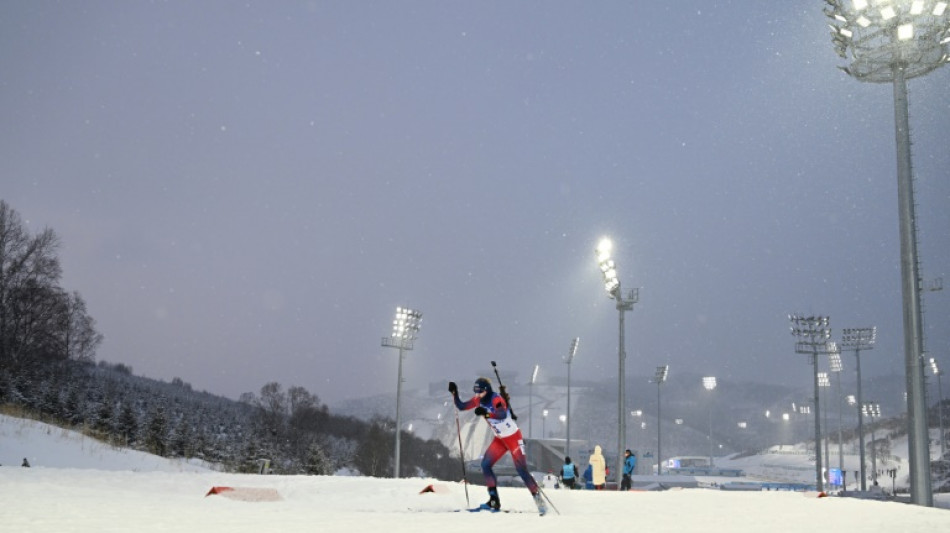 Tercer título para la noruega Roeiseland, oro en persecución de biatlón